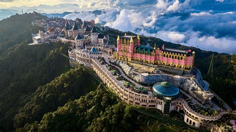 Cloudy Ba Na Hills