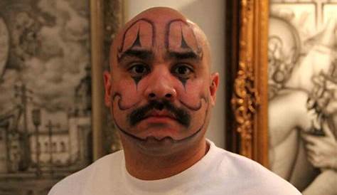 Clown face tattoo! | Лицо татуировки, Первая татуировка, Неудачные