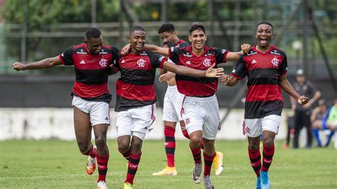 clube de regatas do flamengo jogadores