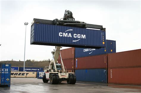 cma cgm tracking container by vessel name