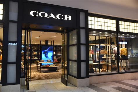 coach outlet store near me phone number