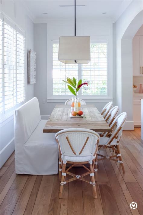 Experience Coastal Charm with the Perfect Dining Bench for Your Beach Home