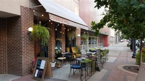 Discover the Culinary Gem of Cobble Hill: Top Restaurants to Treat Your Senses