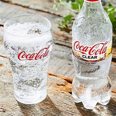 消えた透明コーラの真相！販売終了の理由と再販の噂に迫る独占レポ