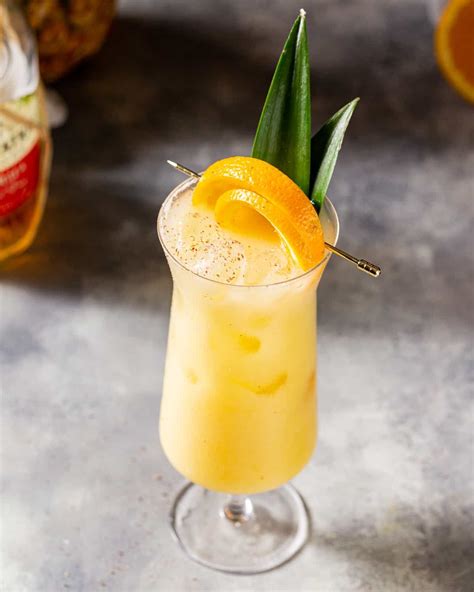 Cocktail Dark Rum Pineapple