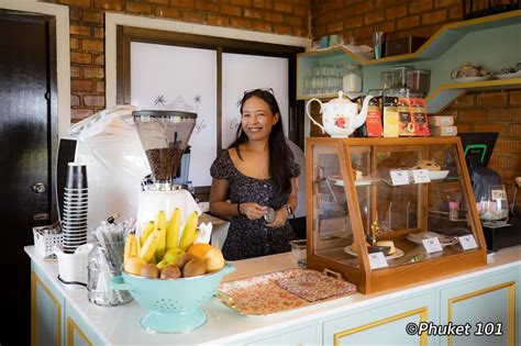 Coconuts Cafe Chalong