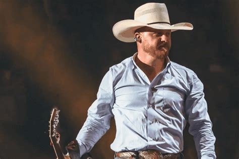 Cody Johnson performing acoustically