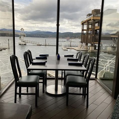 coeur d'alene resort dockside restaurant