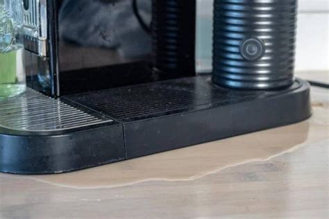 coffee leaking nespresso from bottom