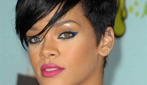 Les 23 coiffures les plus canons de Rihanna Rihanna