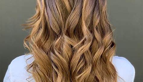 Une coiffure wavy pour des cheveux de sirène!