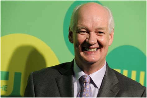 Colin Mochrie Net Worth in 2023 Wiki, Age, Weight and Height, Relationships, Family, and More