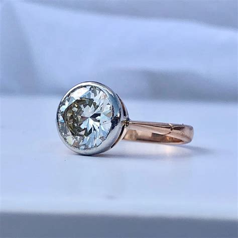 Collet Set Diamond Ring