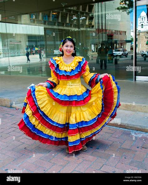 colombia clothes for women