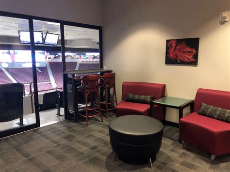 colonial life arena suites