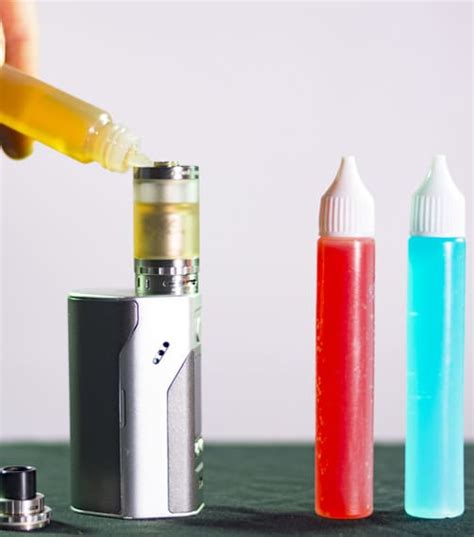 Why Some ELiquids Change Color Guide To Vaping