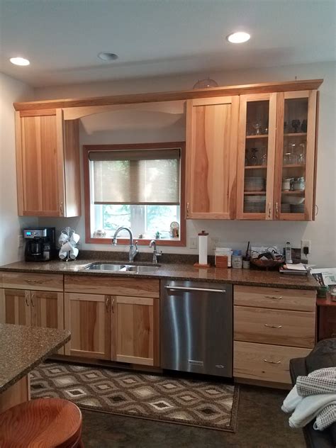 Maple with green Green kitchen walls, Kitchen design, Kitchen remodel