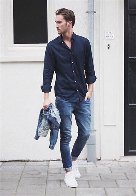 color shirt to wear with sky blue jeans