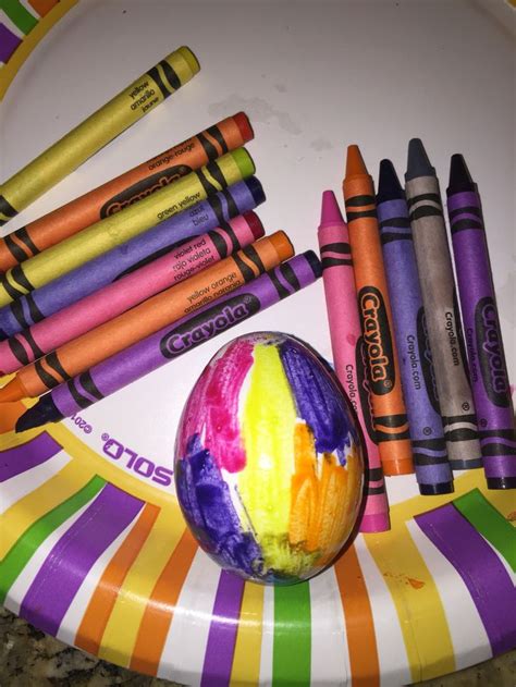 Coloring Eggs With Crayons Techniques
