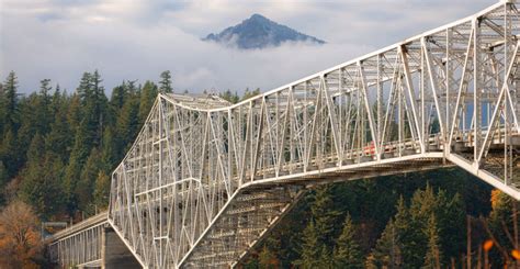 columbia river bridge crossings