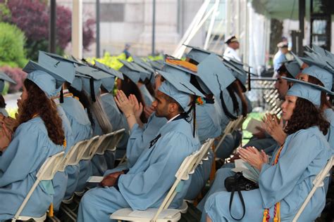 Alumnus tells Columbia graduates 'Without failure, there