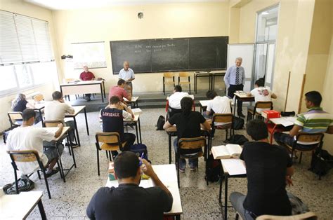 come denunciare la scuola