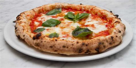 come fare la pizza napoletana