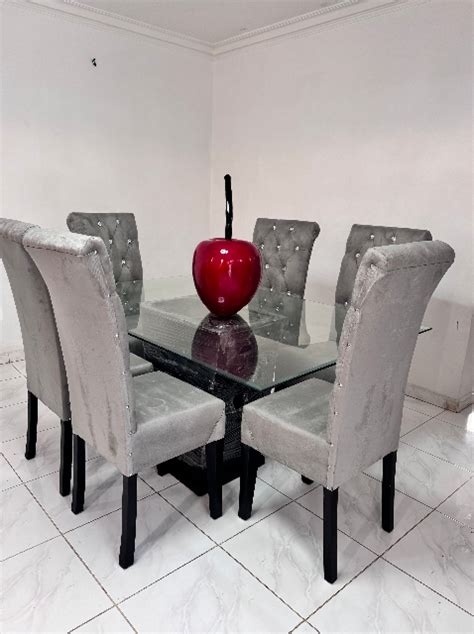 Comedor Capitoneado Gris