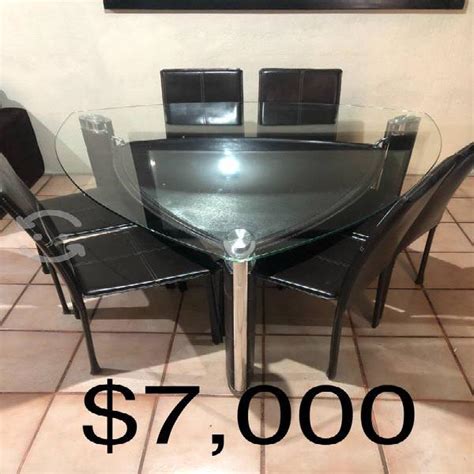 Comedor Triangular De Cristal
