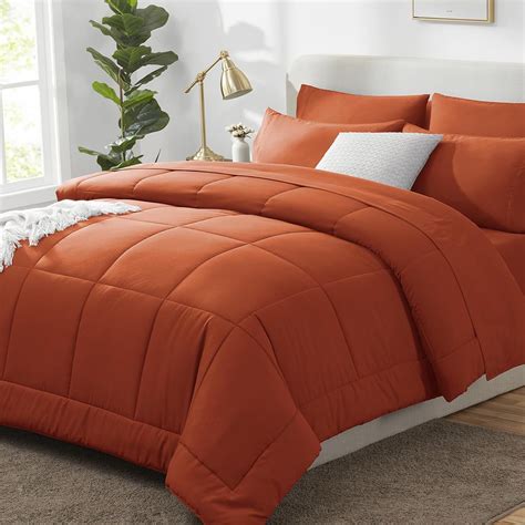 Comforter Burnt Orange