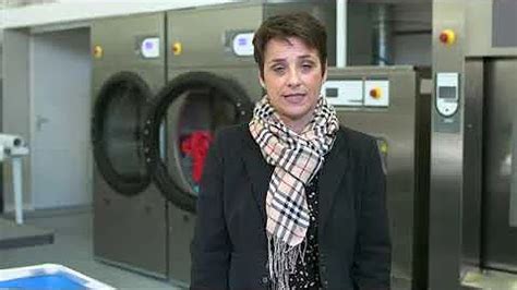 Comment laver et sécher une couette ? 6 astuces pour se lover dans un lit propre et parfumé