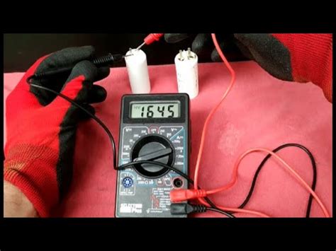 Comment tester un condensateur avec un multimètre