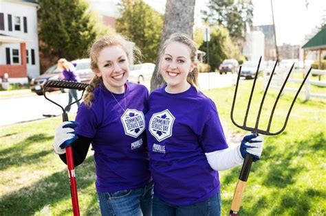 community service ideas for college