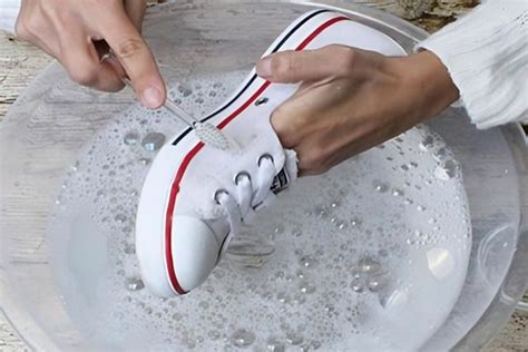 Como Lavar Los Tenis