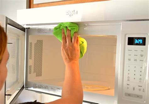 Como Limpiar Bien El Microondas