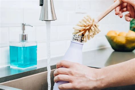 Como Limpiar Botellas De Plastico