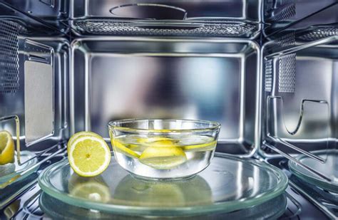 Como Limpiar Un Microondas Con Limon