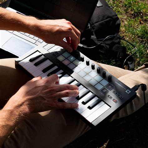 Compact Midi Controller
