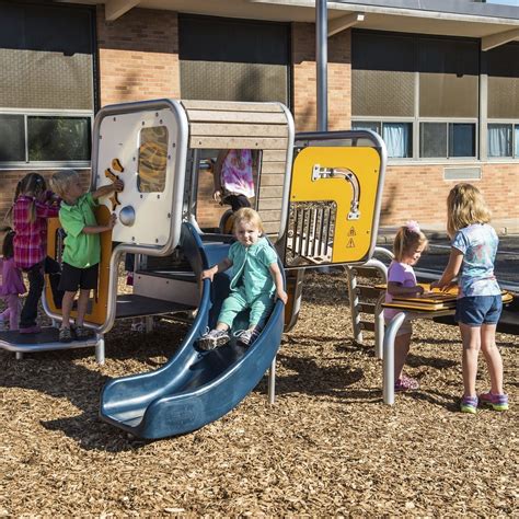 Compact Play Structure