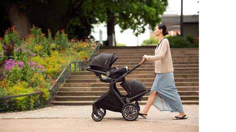 Compact Strollers Compatible With Nuna Pipa