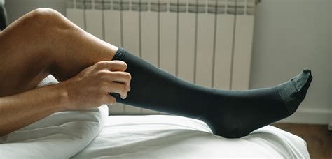 Compression Socks Versus Compression Stockings