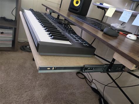Computer Desk With Midi Keyboard Tray
