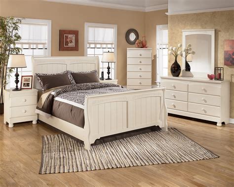 Cottage Bedroom Furniture