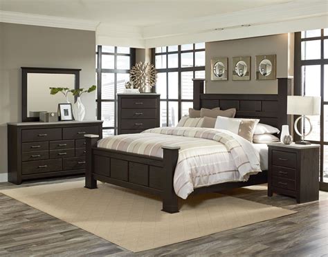 Dark Wood Bedroom Furniture Decor Ideas