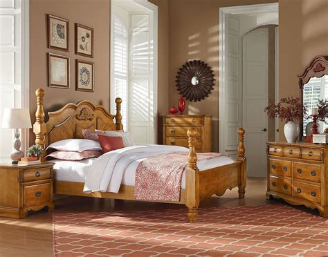 Honey Pine Bedroom Furniture