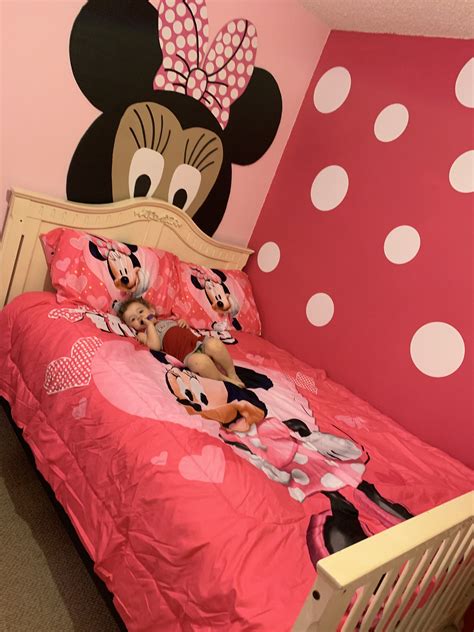 Minnie Mouse Bedroom Furniture