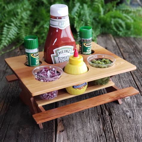 Condiments Caddy Table