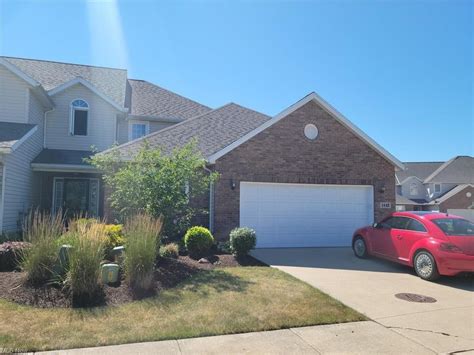 Condo Brunswick Ohio