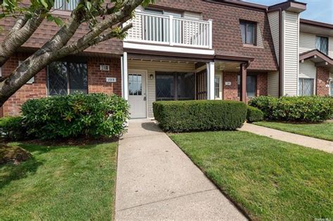 Condo West Islip