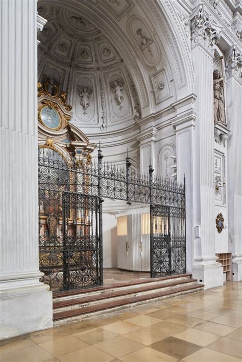 confessionals 10 office